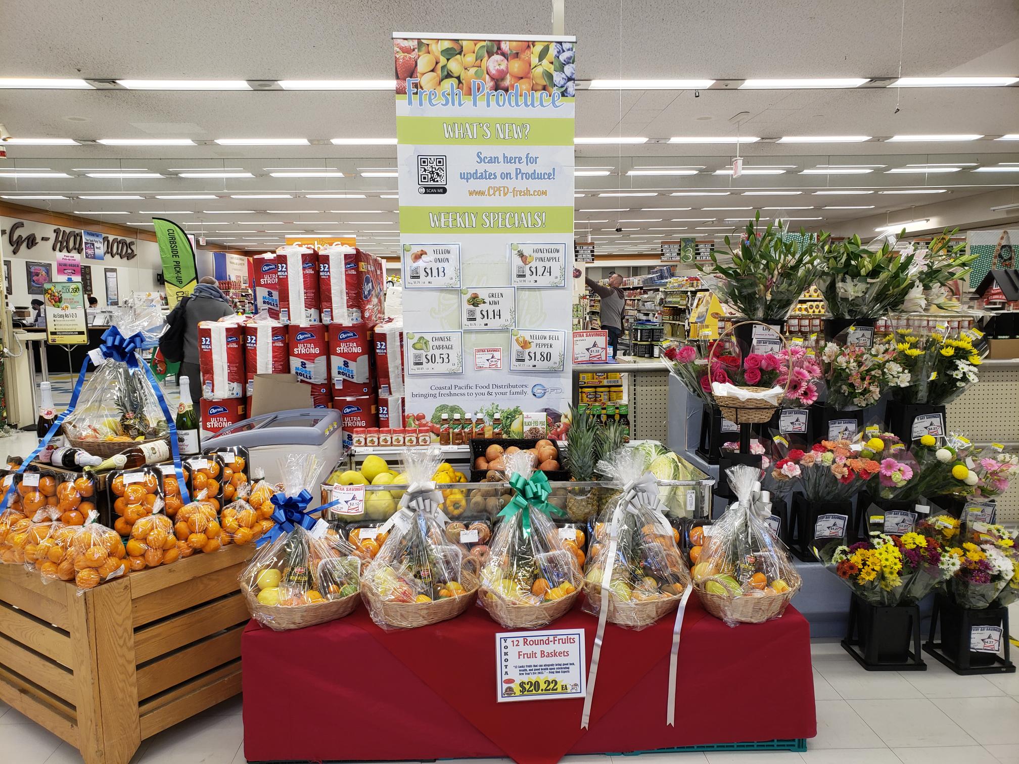 Holiday produce merchandising displays in Tokyo The Packer